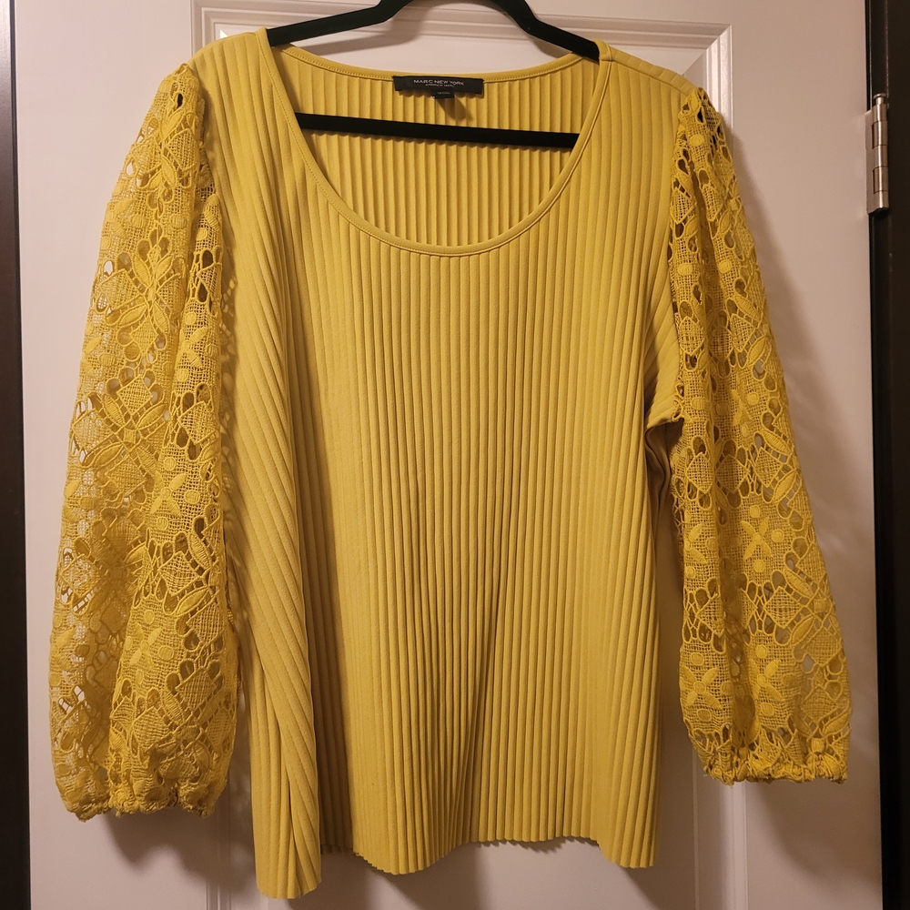 Marc New York Women's Ribbed Yellow Blouse with Lace Sleeves Size XL
